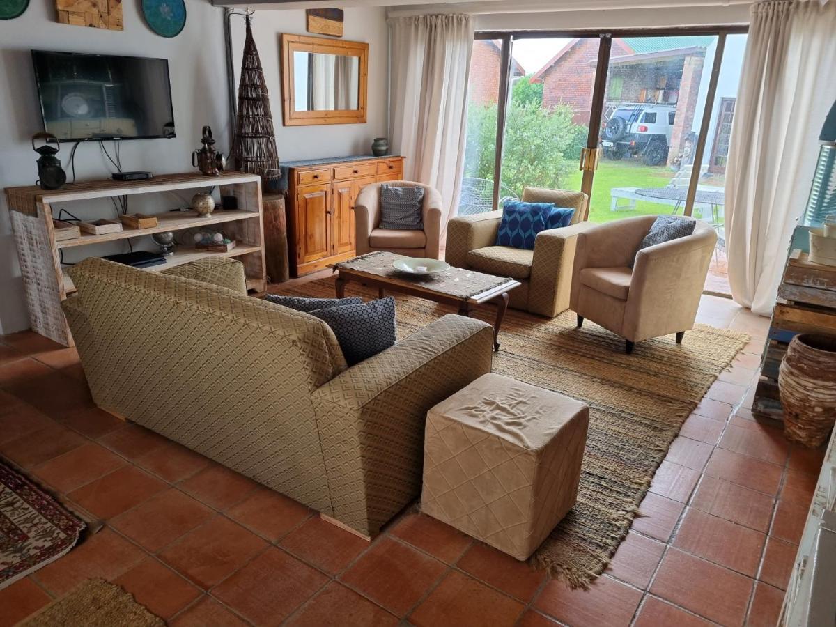 Starfish Accommodation Struisbaai Exterior photo